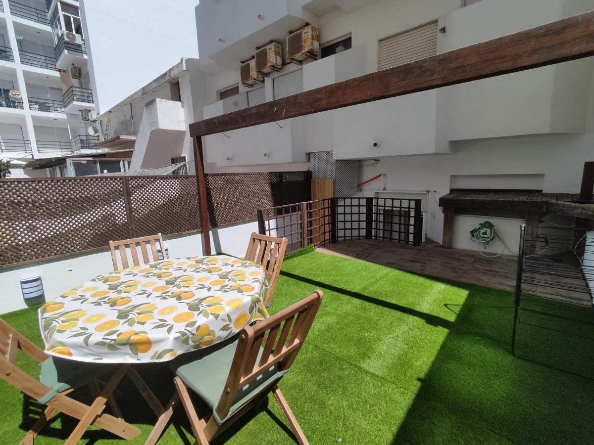 T1 Rosa Dos Ventos, A/C & Terrace - Casas & Papeis Apartman Armação de Pêra Kültér fotó